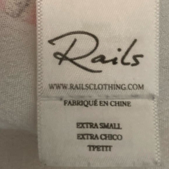 Rails Whitney novelty Rose bottle print short sleeved button up top. XS - Picture 9 of 9